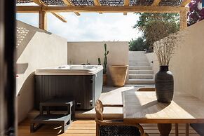 Athina Studios & Suites