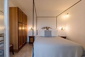 Athina Studios & Suites