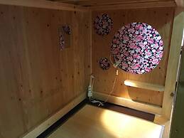 Guesthouse Kiten - Hostel