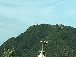 Guesthouse Kiten - Hostel