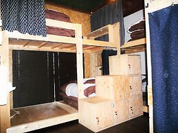 Guesthouse Kiten - Hostel