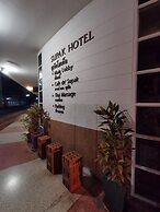 Supak Hotel