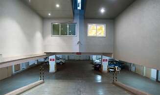 Hotel Orange International