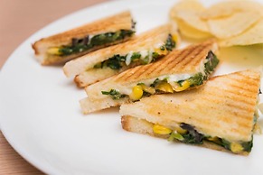 Hotel Orange International