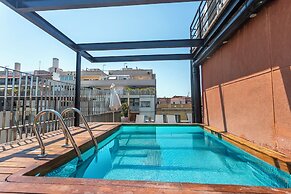 MSB Rooftop Pool City Center