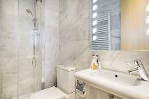 MSB Rooftop Pool City Center