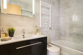 MSB Rooftop Pool City Center