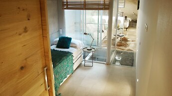 MSB Rooftop Pool City Center