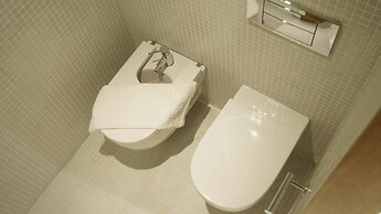 MSB Rooftop Pool City Center