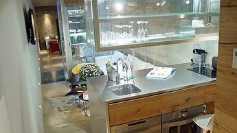 MSB Rooftop Pool City Center