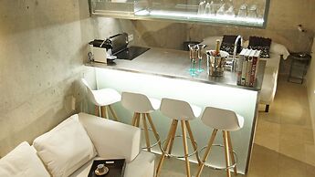 MSB Rooftop Pool City Center