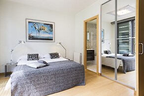 MSB Rooftop Pool City Center