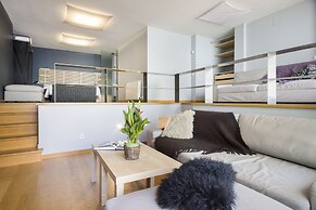 MSB Gracia Pool Terrace Center