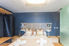 MSB Gracia Pool Terrace Center