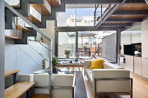 MSB Gracia Pool Terrace Center