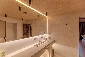 Avantgarde Refined Caves of Cappadocia