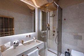 Avantgarde Refined Caves of Cappadocia