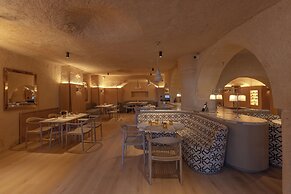 Avantgarde Refined Caves of Cappadocia