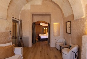 Avantgarde Refined Caves of Cappadocia