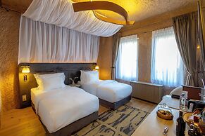 Avantgarde Refined Caves of Cappadocia