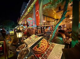 Gallion Hotel