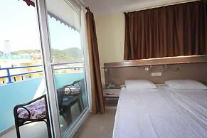 Gallion Hotel
