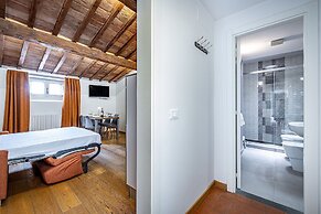 Martelli 6 Suites and Apartments