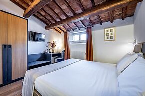 Martelli 6 Suites and Apartments