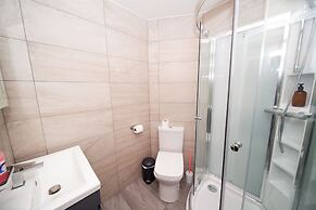 OYO The Arch, Wembly Stadium