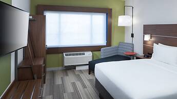 Holiday Inn Express & Suites Orlando at SeaWorld by IHG