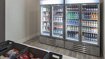 Holiday Inn Express & Suites Orlando at SeaWorld by IHG