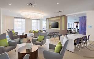 Holiday Inn Express & Suites Orlando at SeaWorld by IHG