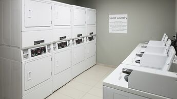 Holiday Inn Express & Suites Orlando at SeaWorld by IHG