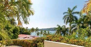 Exclusiva Villa con Acceso Directo a la Playa