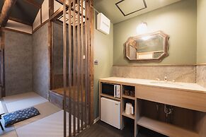 Traditional Apartment - Hostel