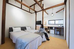 Traditional Apartment - Hostel