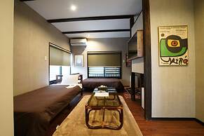 Traditional Apartment - Hostel