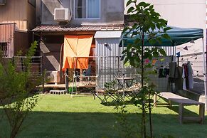 Traditional Apartment - Hostel