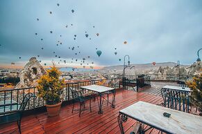 Bedrock Cave Hotel - Adults Only