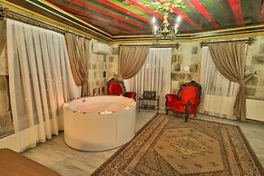 Bedrock Cave Hotel - Adults Only