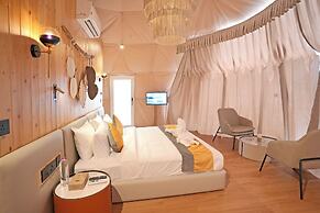 Le Villagio Resort & Domes