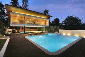 Le Villagio Resort & Domes