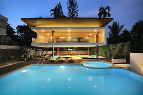 Le Villagio Resort & Domes