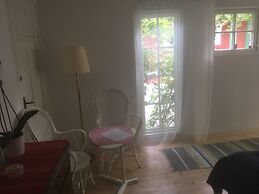 Varmdovagen B&B Cottage