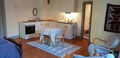 Varmdovagen B&B Cottage