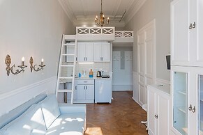 Colorspb Aparthotel Merchant House