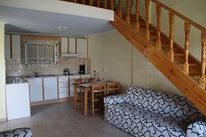 Dimitra's Maisonette