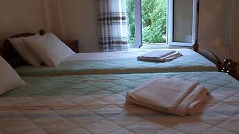 Dimitra's Maisonette