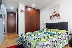 Las Palmas Apartment 306