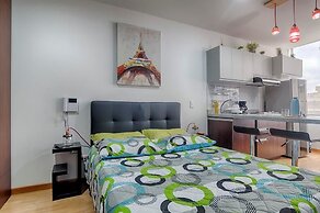 Las Palmas Apartment 306